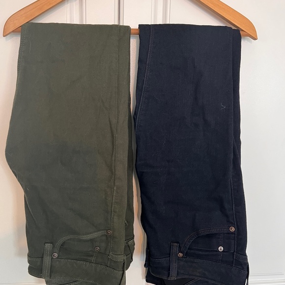 Jeans - Picture 1 of 3